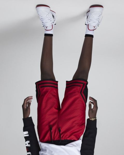 Nike Dri-FIT Erkek Çocuk Şort Kırmızı | BRVIT0156