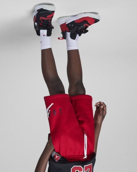 Nike Erkek Çocuk Şort Kırmızı | DVCHP2058