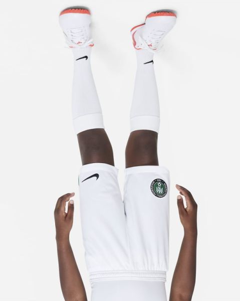 Nike Nigeria 2022/23 Stadium Home/Away Erkek Çocuk Şort White/Deep Green/Black | HSZWT0962
